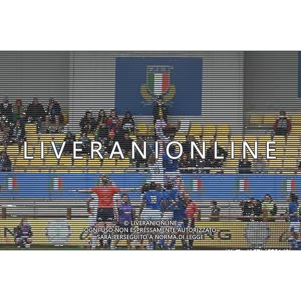 Alessio Tarpini/LMedia - Women Six Nations 2022 - Italy vs England - Rugby Six Nations match April 03 2022 - Sergio Lanfranchi stadium Parma, Italy Women Six Nations 2022 - Italy vs England Photo showing: touche @Alessio Tarpini/LiveMedia AG ALDO LIVERANI SAS