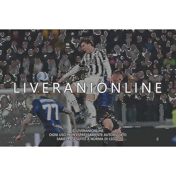 Torino 03.04.2022 Stadio Allianz Stadium ©Alessandro Falzone/Agenzia Aldo Liverani Juventus vs Inter Serie A Tim 2021/2022 Nella foto : DUSAN VLAHOVIC -SKRINIAR
