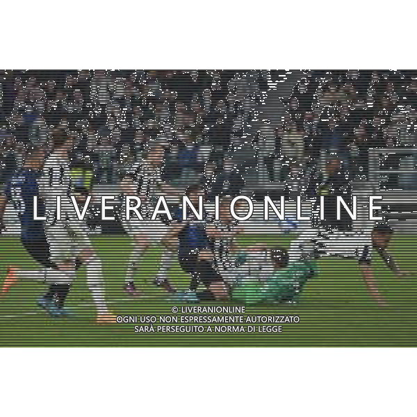 Torino 03.04.2022 Stadio Allianz Stadium ©Alessandro Falzone/Agenzia Aldo Liverani Juventus vs Inter Serie A Tim 2021/2022 Nella foto : 1 TIRO DEL RIGORE NEUTRALIZZATO