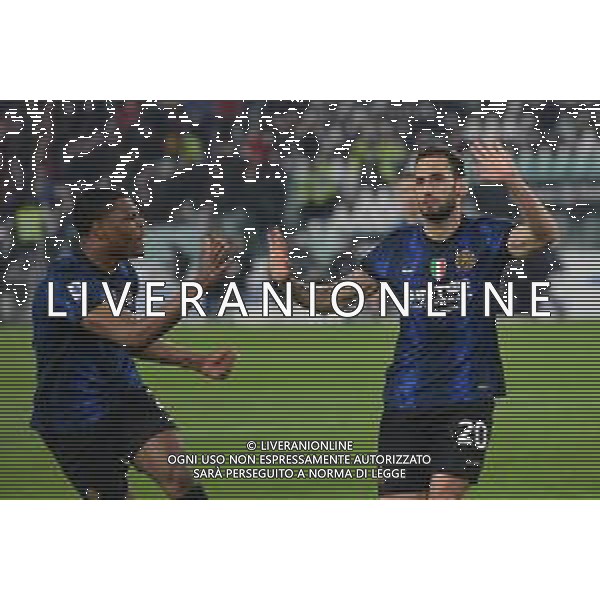 Torino 03.04.2022 Stadio Allianz Stadium ©Alessandro Falzone/Agenzia Aldo Liverani Juventus vs Inter Serie A Tim 2021/2022 Nella foto : ESULTANZA GOL DI HAKAN CALHANOGLU