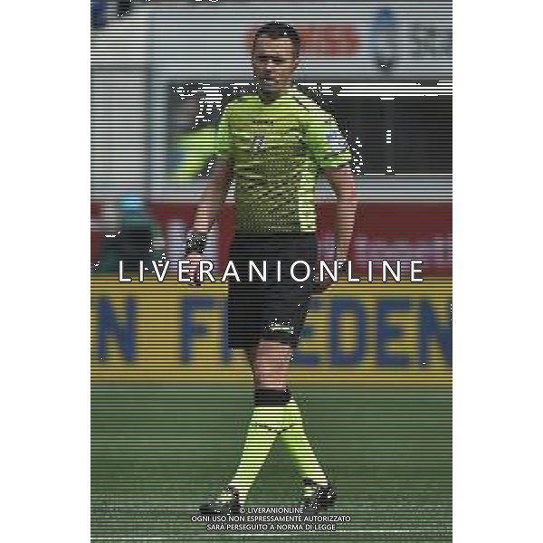 l\'arbitro Marco Di Bello di Brindisi Atalanta vs Napoli Campionato Serie A TIM - 31a giornata Bergamo 03-04-2022 Gewiss Stadium - Stadio Atleti Azzurri d\'Italia foto Roberto Garavaglia/ag. Aldo Liverani sas