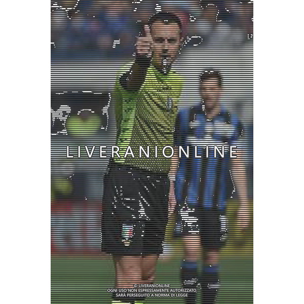 l\'arbitro Marco Di Bello di Brindisi Atalanta vs Napoli Campionato Serie A TIM - 31a giornata Bergamo 03-04-2022 Gewiss Stadium - Stadio Atleti Azzurri d\'Italia foto Roberto Garavaglia/ag. Aldo Liverani sas