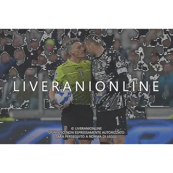 Torino 03.04.2022 Stadio Allianz Stadium ©Alessandro Falzone/Agenzia Aldo Liverani Juventus vs Inter Serie A Tim 2021/2022 Nella foto : Massimiliano Irrati-Samir Handanovic