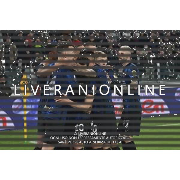 Torino 03.04.2022 Stadio Allianz Stadium ©Alessandro Falzone/Agenzia Aldo Liverani Juventus vs Inter Serie A Tim 2021/2022 Nella foto : Esultanza gol di Hakan Calhanoglu