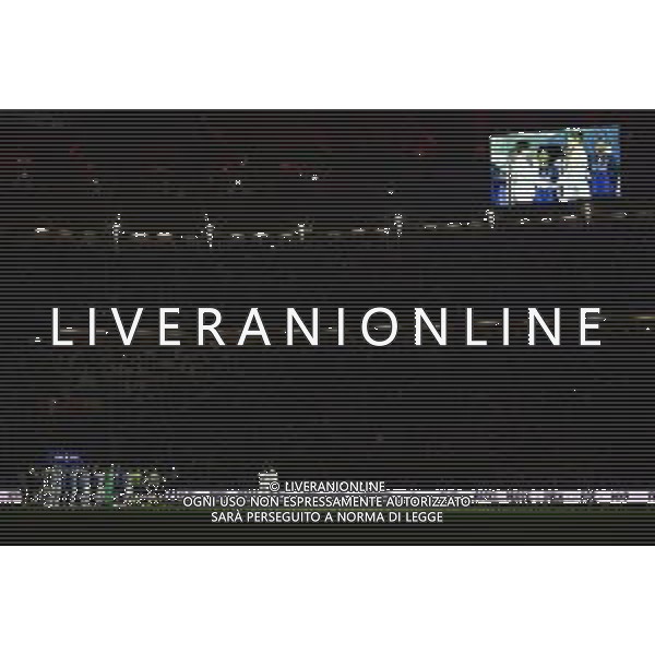 Torino 03.04.2022 Stadio Allianz Stadium ©Alessandro Falzone/Agenzia Aldo Liverani Juventus vs Inter Serie A Tim 2021/2022 Nella foto : Schieramento a centrocampo per la pace con Gaia e Kateryna Pavlenko che cantano Imagine di Jhon Lennon