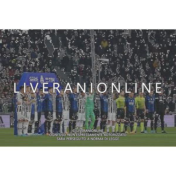 Torino 03.04.2022 Stadio Allianz Stadium ©Alessandro Falzone/Agenzia Aldo Liverani Juventus vs Inter Serie A Tim 2021/2022 Nella foto : Schieramento a centrocampo per la pace