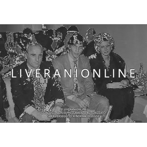 PAOLO ROSSI CALCIATORE - RETROSPETTIVA NELLA FOTO A REGGIO EMILIA NEL 1979 RICEVE IL PREMIO \'LO SPORTIVO DELL\'ANNO 1978\' ©ARCHIVIO AGENZIA ALDO LIVERANI SAS