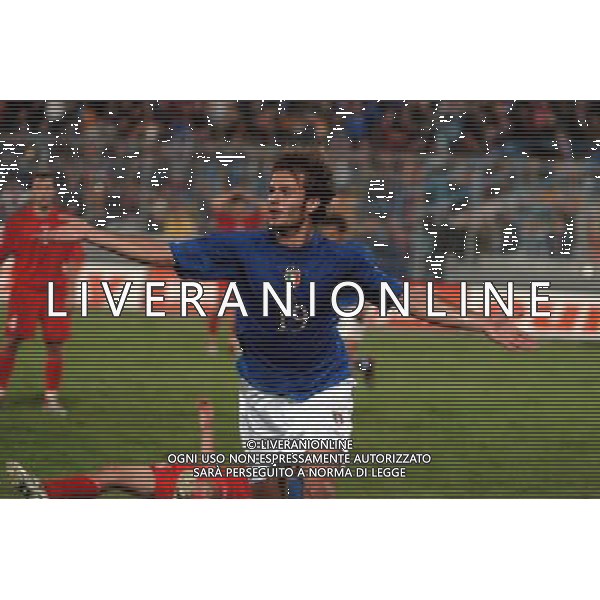 LECCE 12/10/2005 ITALIA MOLDOVA NELLA FOTO ESULTANZA DI GILARDINO FOTO AG ALDO LIVERANI