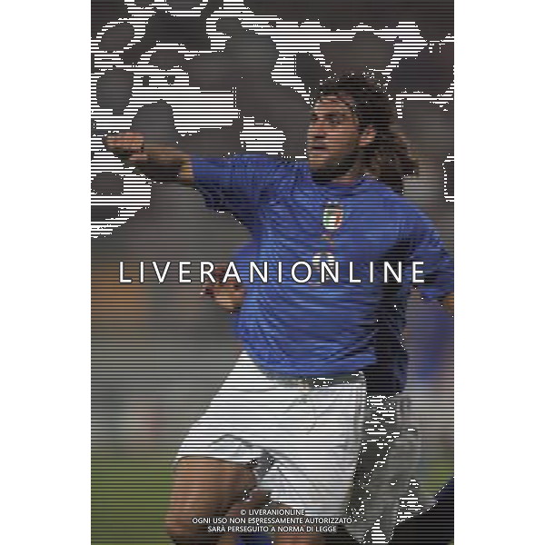 LECCE 12/10/2005 ITALIA MOLDOVA NELLA FOTO ESULTANZA DI VIERI FOTO AG ALDO LIVERANI