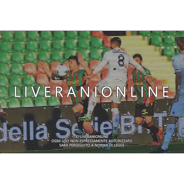 Ternana vs Lecce Campionato Serie B - 33 Giornata Stadio Libero Liberati - Terni 05-04-2022 nella foto Pettinari e Gargiulo ©Federico Gaetano/AGENZIA ALDO LIVERANI SAS