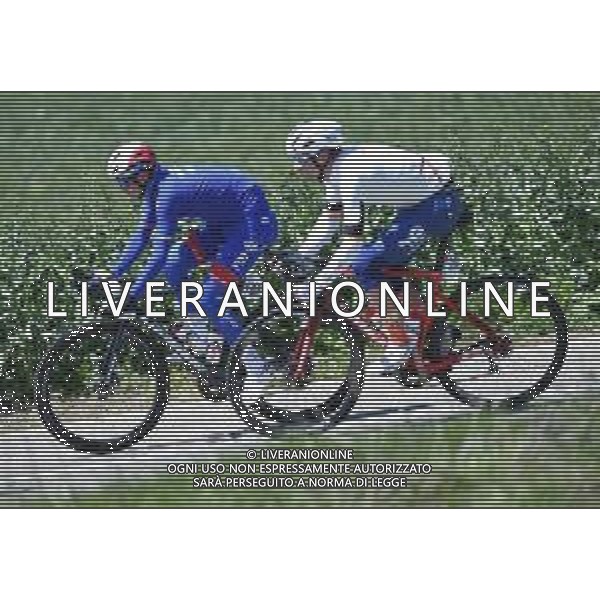 05-04-2022 Itzulia Basque Country; Tappa 02 Leitza - Viana; 2022, Groupama - Fdj; 2022, Totalenergie; Molard, Rudy; Latour, Pierre Roger; ©SIROTTI/AGENZIA ALDO LIVERANI SAS