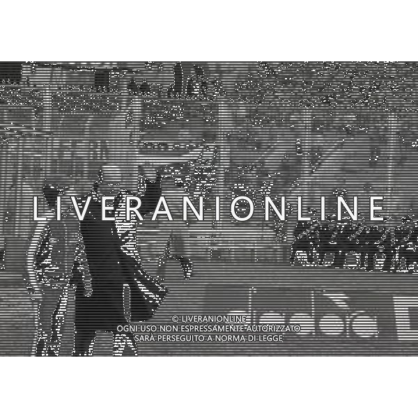 03-01-1982 GENOVA CAMPIONATO DI CALCIO SERIE B SAMPDORIA-PISTOIESE 1-0 NELLA FOTO LAURO TONEATTO ALLENATORE PISTOIESE AG ALDO LIVERANI SAS
