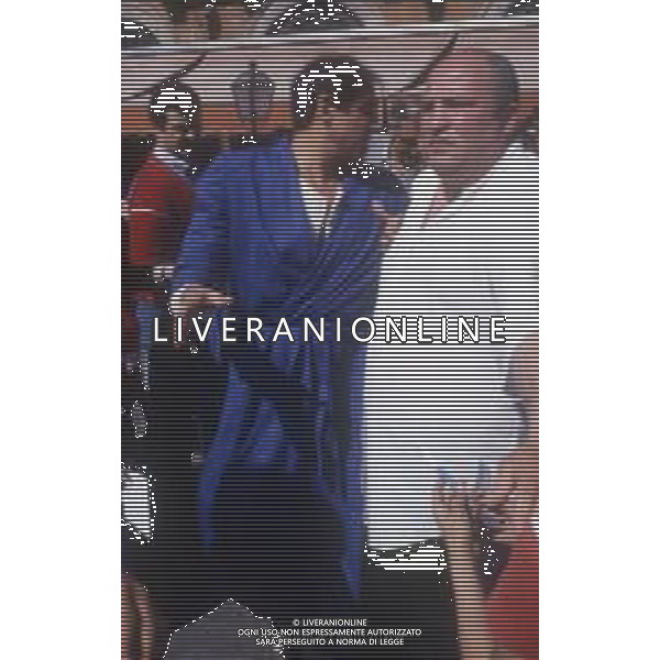 RETROSPETTIVA ADRIANO CELENTANO ATTORE CANTANTE  NELLA FOTO ADRIANO CELENTANO NELL\'ANNO 1985 SUL SET DEL FILM“ JOAN LUI“ A ROMA AG ALDO LIVERANI SAS 