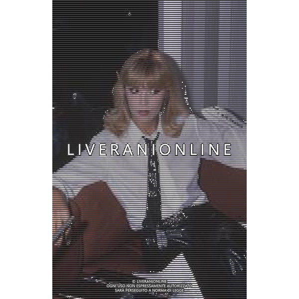 RETROSPETTIVA AMANDA LEAR CANTANTE NELLA FOTO A MILANO NEL 1981 ©Archivio Giovanni Liverani/AGENZIA ALDO LIVERANI SAS