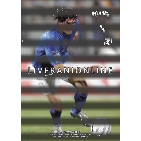 LECCE 12/10/2005 QUALIFICAZIONI MONDIALI GERMANIA 2006 ITALIA-MOLDOVA NELLA FOTO: IAQUINTA VINCENZO FOTO FABRIZIO TERRUSO/AG. ALDO LIVERANI