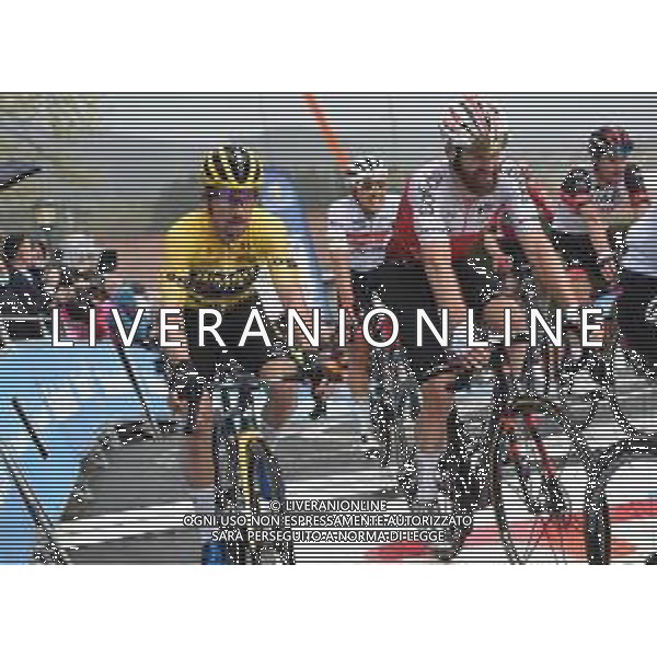 08-04-2022 Itzulia Basque Country; Tappa 05 Zamudio - Mallabia; 2022, Jumbo - Visma; 2022, Cofidis; Roglic, Primoz; Geschke, Simon; ©SIROTTI/AGENZIA ALDO LIVERANI SAS