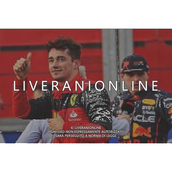 Charles Leclerc (MON) Ferrari celebrates his pole position in qualifying parc ferme. 09.04.2022. Formula 1 World Championship, Rd 3, Australian Grand Prix, Albert Park, Melbourne, Australia, Qualifying Day. - www.xpbimages.com, EMail: requests@xpbimages.com © Copyright: Bearne / XPB Images/AGENZIA ALDO LIVERANI SAS - ITALY ONLY EDITORIAL USE ONLY