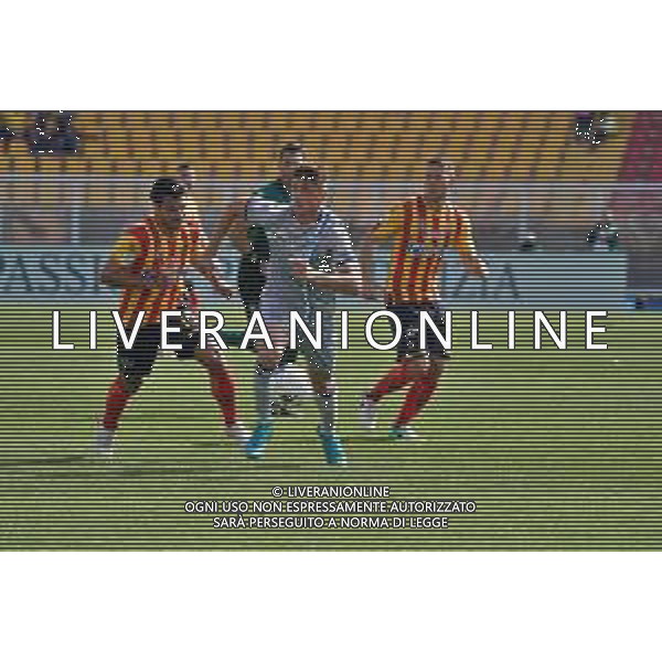 Emmanuele Mastrodonato/LMedia - US Lecce vs SPAL - Italian soccer Serie B match 2021/2022 April 09 2022 - Stadio Via del Mare Lecce, Italy US Lecce vs SPAL Photo showing: Lorenzo Colombo (Spal) @Emmanuele Mastrodonato/LiveMedia /AGENZIA ALDO LIVERANI SAS