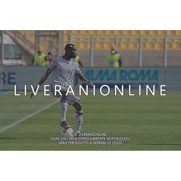 Emmanuele Mastrodonato/LMedia - US Lecce vs SPAL - Italian soccer Serie B match 2021/2022 April 09 2022 - Stadio Via del Mare Lecce, Italy US Lecce vs SPAL Photo showing: Emmanuel Latte Lath (Spal) @Emmanuele Mastrodonato/LiveMedia /AGENZIA ALDO LIVERANI SAS