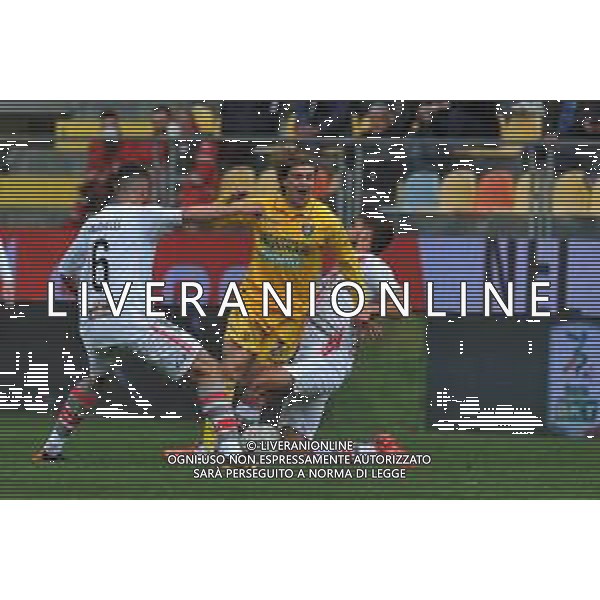 Frosinone vs Cremonese Campionato Serie B - 34 Giornata Stadio Benito Stirpe - Frosinone 09-04-2022 nella foto Bianchetti e Ravanelli chiudono Zerbin ©Federico Gaetano/AGENZIA ALDO LIVERANI SAS