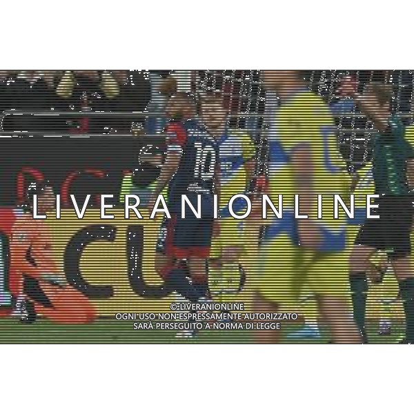 9-4-2022. Cagliari Calcio - Juventus F:C. 32° giornata Serie A 2021/2022. Italia, Sardegna, Cagliari, stadio Unipol Domus. Salvatore Moi/Aldo Liverani s.a.s.. Nella foto: Gol del Cagliari in casa allo stadio Unipol Domus di Cagliari contro Juventus. Segna: Joao Pedro Cagliari - Esultanza ©MOI/AGENZIA ALDO LIVERANI SAS
