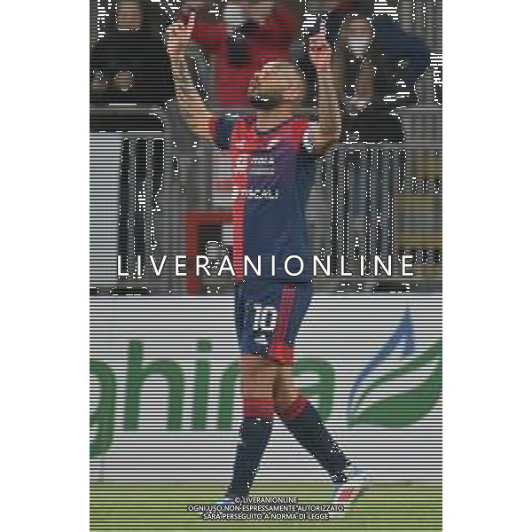 9-4-2022. Cagliari Calcio - Juventus F:C. 32° giornata Serie A 2021/2022. Italia, Sardegna, Cagliari, stadio Unipol Domus. Salvatore Moi/Aldo Liverani s.a.s.. Nella foto: Gol del Cagliari in casa allo stadio Unipol Domus di Cagliari contro Juventus. Segna: Joao Pedro Cagliari - Esultanza ©MOI/AGENZIA ALDO LIVERANI SAS