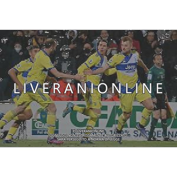 9-4-2022. Cagliari Calcio - Juventus F:C. 32° giornata Serie A 2021/2022. Italia, Sardegna, Cagliari, stadio Unipol Domus. Salvatore Moi/Aldo Liverani s.a.s.. Nella foto: Gol della Juventus in trasferta contro Cagliari allo stadio Unipol Domus di Cagliari. Segna:Matthijs de Ligt Juventus - Esultanza ©MOI/AGENZIA ALDO LIVERANI SAS