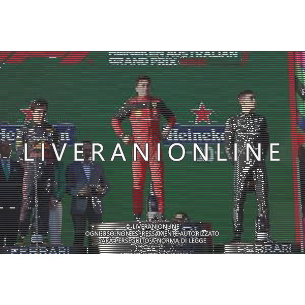 1st place Charles Leclerc (MON) Ferrari F1-75 with 2nd place Sergio Perez (MEX) Red Bull Racing RB18 and 3rd place George Russell (GBR) Mercedes AMG F1. 10.04.2022. Formula 1 World Championship, Rd 3, Australian Grand Prix, Albert Park, Melbourne, Australia, Race Day. - www.xpbimages.com, EMail: requests@xpbimages.com ¬© Copyright: Batchelor / XPB Images/AGENZIA ALDO LIVERANI SAS - ITALY ONLY EDITORIAL USE ONLY