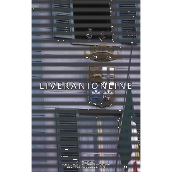 DICEMBRE 1983 NERVI-AUTOSTRADA LA SPEZIA-GENOVA UN PULMANN DI MILITARI DELLA MARINA ITALIANA CADE DAL VIADOTTO CASTAGNA I MARINAI ANDAVANO AD ASSISTERE ALLA PARTITA JUVENTUS-INTER 35 MORTI E 3 SOPRAVISSUTI NELLA FOTO I FUNERALI DEI 35 MARINAI MORTI NELLO SCHIANTO SUL VIADOTTO CASTAGNA AG ALDO LIVERANI SAS