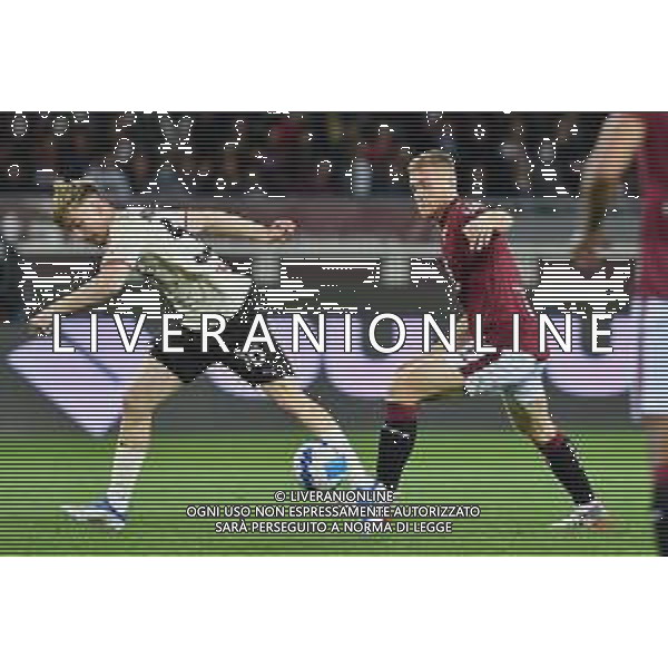 Torino 10.4.2022 Stadio Olimpico Grande Torino ©Alessandro Falzone/Agenzia Aldo Liverani Torino vs Milan Serie A Tim 2021/2022 Nella foto : ALEXIS SAELEMAEKERS-TOMMASO POBEGA ©FALZONE/AGENZIA ALDO LIVERANI SAS