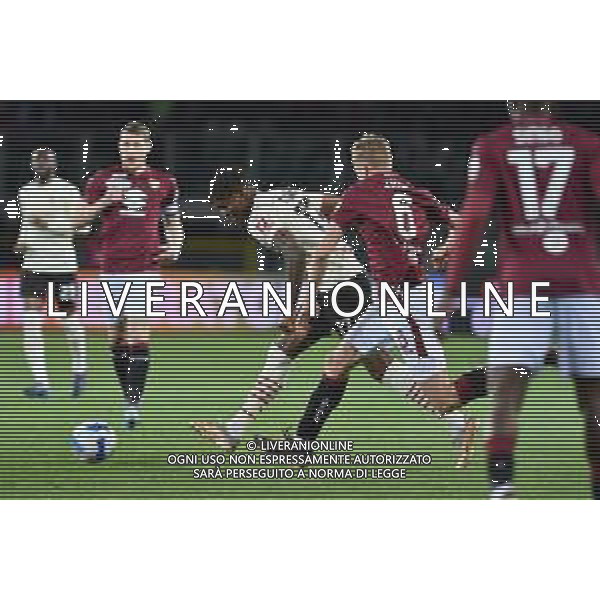 Torino 10.4.2022 Stadio Olimpico Grande Torino ©Alessandro Falzone/Agenzia Aldo Liverani Torino vs Milan Serie A Tim 2021/2022 Nella foto : rafael LEAO-DAVID ZIMA ©FALZONE/AGENZIA ALDO LIVERANI SAS