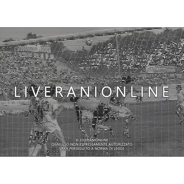 16-05-1982 VARESE CAMPIONATO DI CALCIO SERIE B VARESE-LECCE 2-0 NELLA FOTO AZIONE DI GIOCO AG ALDO LIVERANI SAS