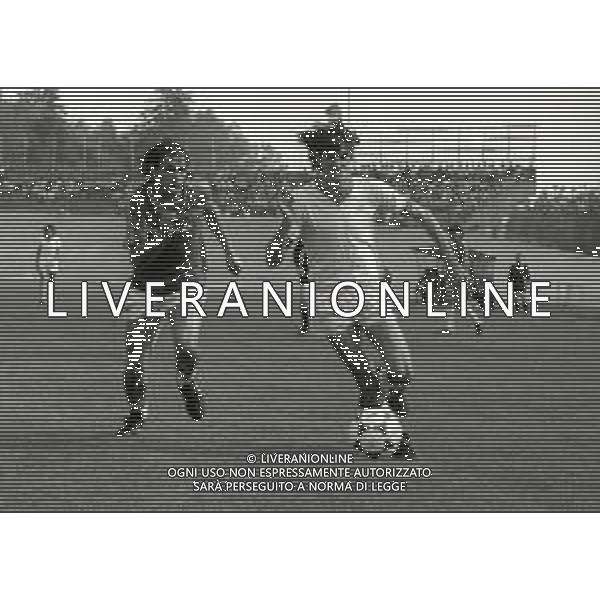 16-05-1982 VARESE CAMPIONATO DI CALCIO SERIE B VARESE-LECCE 2-0 NELLA FOTO AZIONE DI GIOCO AG ALDO LIVERANI SAS