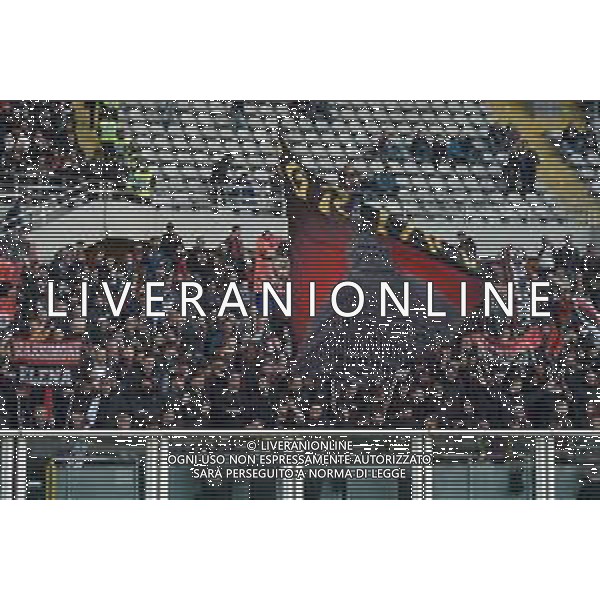 Torino 10.4.2022 Stadio Olimpico Grande Torino ©Alessandro Falzone/Agenzia Aldo Liverani Torino vs Milan Serie A Tim 2021/2022 Nella foto : Tifosi del Milan ©FALZONE/AGENZIA ALDO LIVERANI SAS
