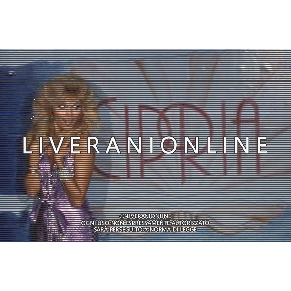 RETROSPETTIVA AMANDA LEAR CANTANTE NELLA FOTO ALLA CONDUZIONE DEL VARIETA\' TELEVISIVO \'PREMIATISSIMA\' A MILANO NEL 1982 ©Archivio Giovanni Liverani/AGENZIA ALDO LIVERANI SAS