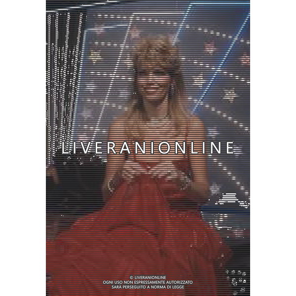 RETROSPETTIVA AMANDA LEAR CANTANTE NELLA FOTO ALLA CONDUZIONE DEL VARIETA\' TELEVISIVO \'PREMIATISSIMA\' A MILANO NEL 1982 ©Archivio Giovanni Liverani/AGENZIA ALDO LIVERANI SAS