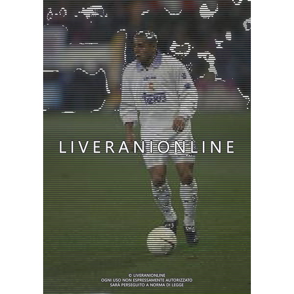 10-01-1998 MADRID-CAMPIONATO DI CALCIO LIGA SPAGNOLA ATLETICO MADRID-REAL MADRID NELLA FOTO ROBERTO CARLOS AG ALDO LIVERANI SAS