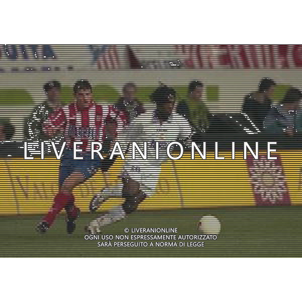 10-01-1998 MADRID-CAMPIONATO DI CALCIO LIGA SPAGNOLA ATLETICO MADRID-REAL MADRID NELLA FOTO TONI MUNOZ E CLARENCE SEEDORF AG ALDO LIVERANI SAS 