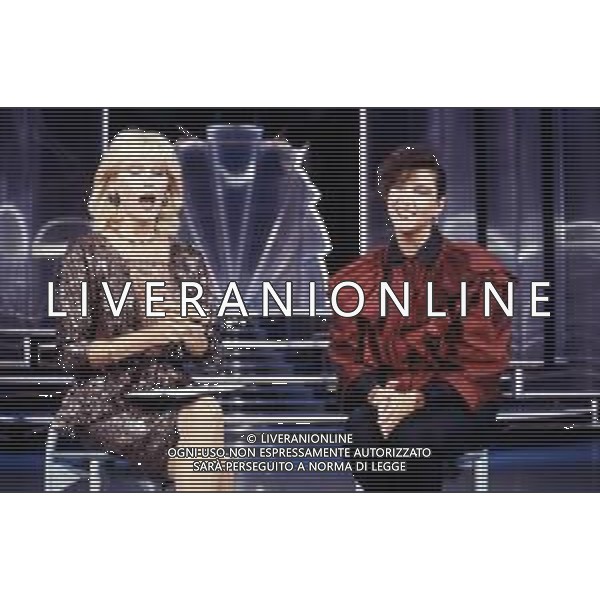 RETROSPETTIVA AMANDA LEAR CANTANTE E ATTRICE NELLA FOTO NEL PROGRAMMA TELEVISIVO \'W LE DONNE\' A MILANO NEL 1984 CON STEFANIA SANDRELLI ©Archivio Giovanni Liverani/AGENZIA ALDO LIVERANI SAS
