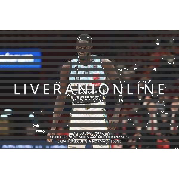 ¬© TVRG Pape Malik Dime (Vanoli Cremona) AX Armani Exchange Milano vs Vanoli Basket Cremona Campionato Serie A UnipolSai - 16a giornata regular season Assago (MI) 13-04-2022 Mediolanum Forum foto Roberto Garavaglia/ag. Aldo Liverani sas/AGENZIA ALDO LIVERANI SAS