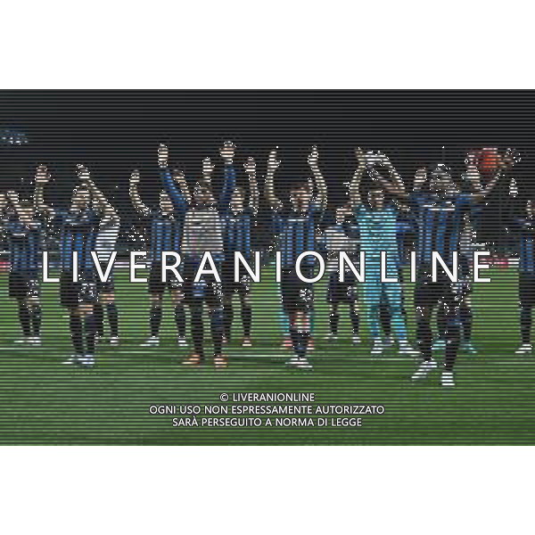 i giocatori dell\'Atalanta salutano i tifosi a fine gara Atalanta vs RB Lipsia UEFA Europa League quarti di finale - gara di ritorno Bergamo 14-04-2022 Gewiss Stadium - Stadio Atleti Azzurri d\'Italia foto Roberto Garavaglia/ag.Aldo Liverani sas /AGENZIA ALDO LIVERANI SAS
