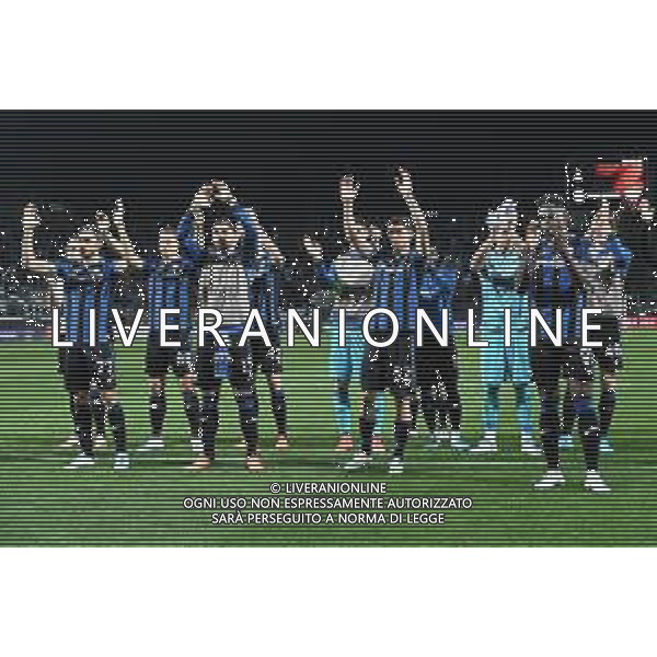 i giocatori dell\'Atalanta salutano i tifosi a fine gara Atalanta vs RB Lipsia UEFA Europa League quarti di finale - gara di ritorno Bergamo 14-04-2022 Gewiss Stadium - Stadio Atleti Azzurri d\'Italia foto Roberto Garavaglia/ag.Aldo Liverani sas /AGENZIA ALDO LIVERANI SAS