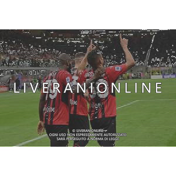 esultanza Milan dopo il gol del 2 a 0 Milan vs Genoa Campionato Serie A TIM - 33a giornata Milano 15-04-2022 Stadio Giuseppe Meazza - San Siro foto Roberto Garavaglia/ag. Aldo Liverani sas/AGENZIA ALDO LIVERANI SAS