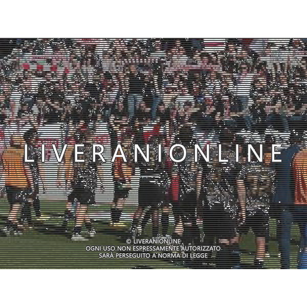 SUDTIROL - PADOVA CAMPIONATO CALCIO SERIE C LEGA PRO 16.04.2022 NELLA FOTO I GIOCATORI DEL PADOVA A FINE GARA SOTTO LA CURVA DEI TIFOSI ©SANTANDREA/AGENZIA ALDO LIVERANI SAS