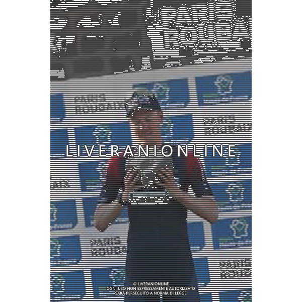 17-04-2022 Paris - Roubaix; 2022, Ineos - Grenadiers; Van Baarle, Dylan; Roubaix; ©SIROTTI/AGENZIA ALDO LIVERANI SAS