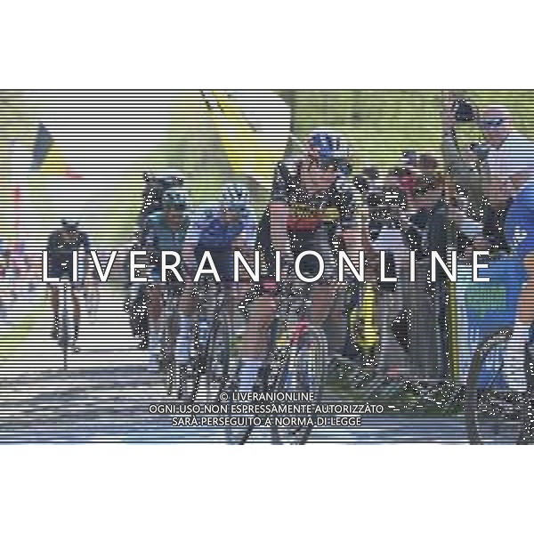 17-04-2022 Paris - Roubaix; 2022, Jumbo - Visma; Van Aert, Wout; Arenberg; ©SIROTTI/AGENZIA ALDO LIVERANI SAS