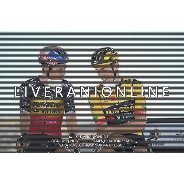 17-04-2022 Paris - Roubaix; 2022, Jumbo - Visma; Van Aert, Wout; Laporte, Christophe; Compiegne; ©SIROTTI/AGENZIA ALDO LIVERANI SAS