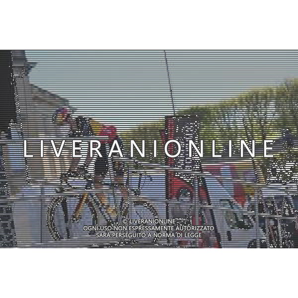 17-04-2022 Paris - Roubaix; 2022, Jumbo - Visma; Van Aert, Wout; Compiegne; ©SIROTTI/AGENZIA ALDO LIVERANI SAS