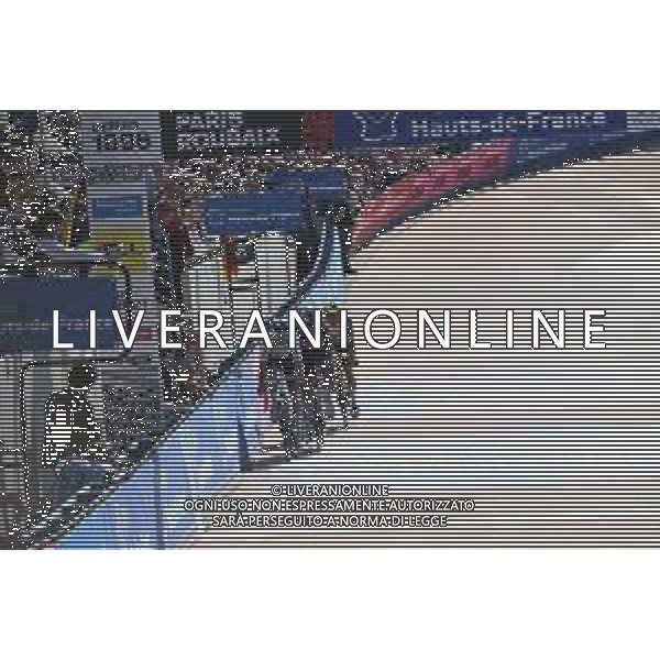 17-04-2022 Paris - Roubaix; 2022, Bahrain - Victorious; Mohoric, Matej; Van Aert, Wout; Roubaix; ©SIROTTI/AGENZIA ALDO LIVERANI SAS