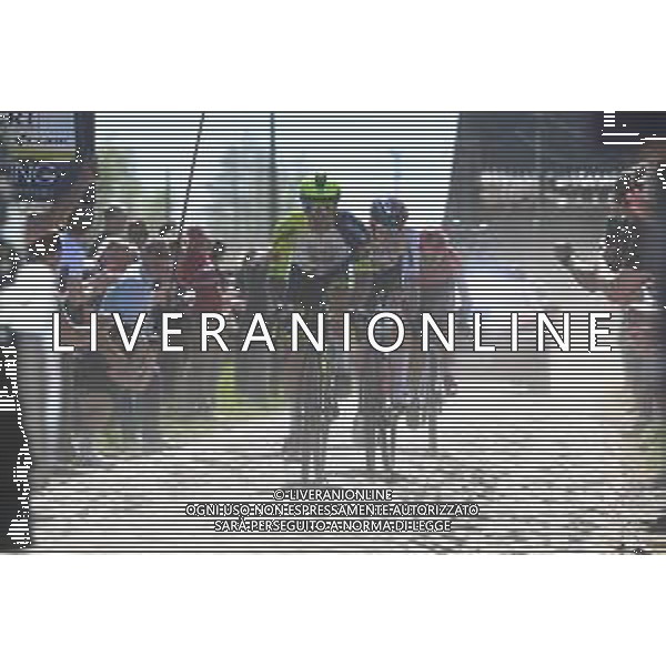 17-04-2022 Paris - Roubaix; 2022, Intermarche - Wanty Gobert; 2022, Bahrain - Victorious; Devriendt, Tom; Mohoric, Matej; Tylloy A Sars Et Rosieres; ©SIROTTI/AGENZIA ALDO LIVERANI SAS